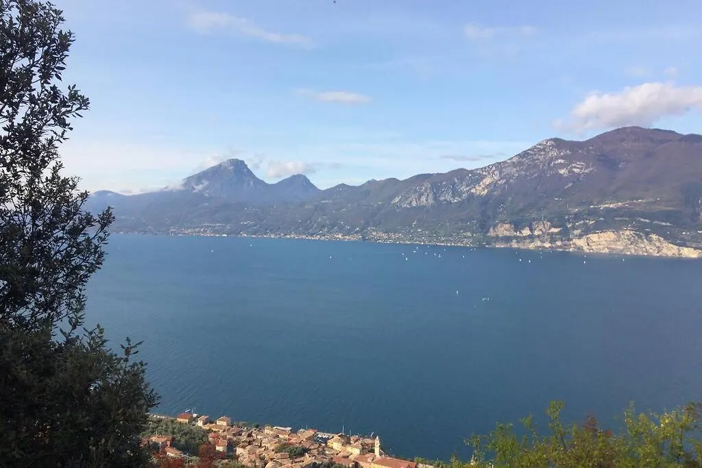 Casa Beppino A Castelletto Villa Brenzone sul Garda Holiday home