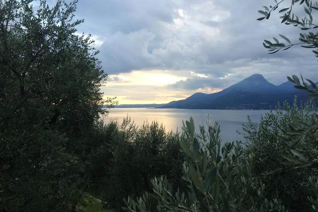 Holiday home Casa Beppino A Castelletto Villa Brenzone sul Garda Italy