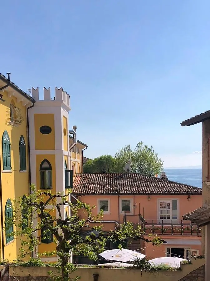 Ferienhaus Villa Casa Beppino A Castelletto Brenzone sul Garda