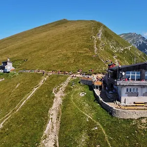 Pensión Rifugio Chierego - 1911m, Brenzone sul Garda